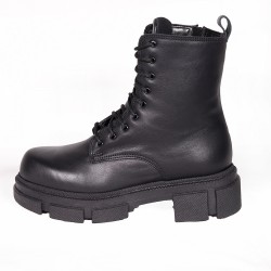 Δερμάτινο γυναικείο μποτάκι αρβύλα μαύρο 