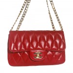 Κόκκινη δερμάτινη γυναικεία τσάντα 