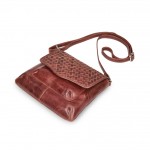 Γυναικεία Δερμάτινη τσάντα χιαστί πλέξη σε καφέ