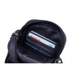 Δερμάτινο τσαντάκι σε μαύρο   