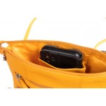 Γυναικεία δερμάτινη χιαστί τσάντα σε κίτρινο    