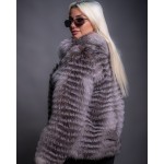 Γούνινη ζακέτα αλεπού σε ριγέ καφέ με άσπρο